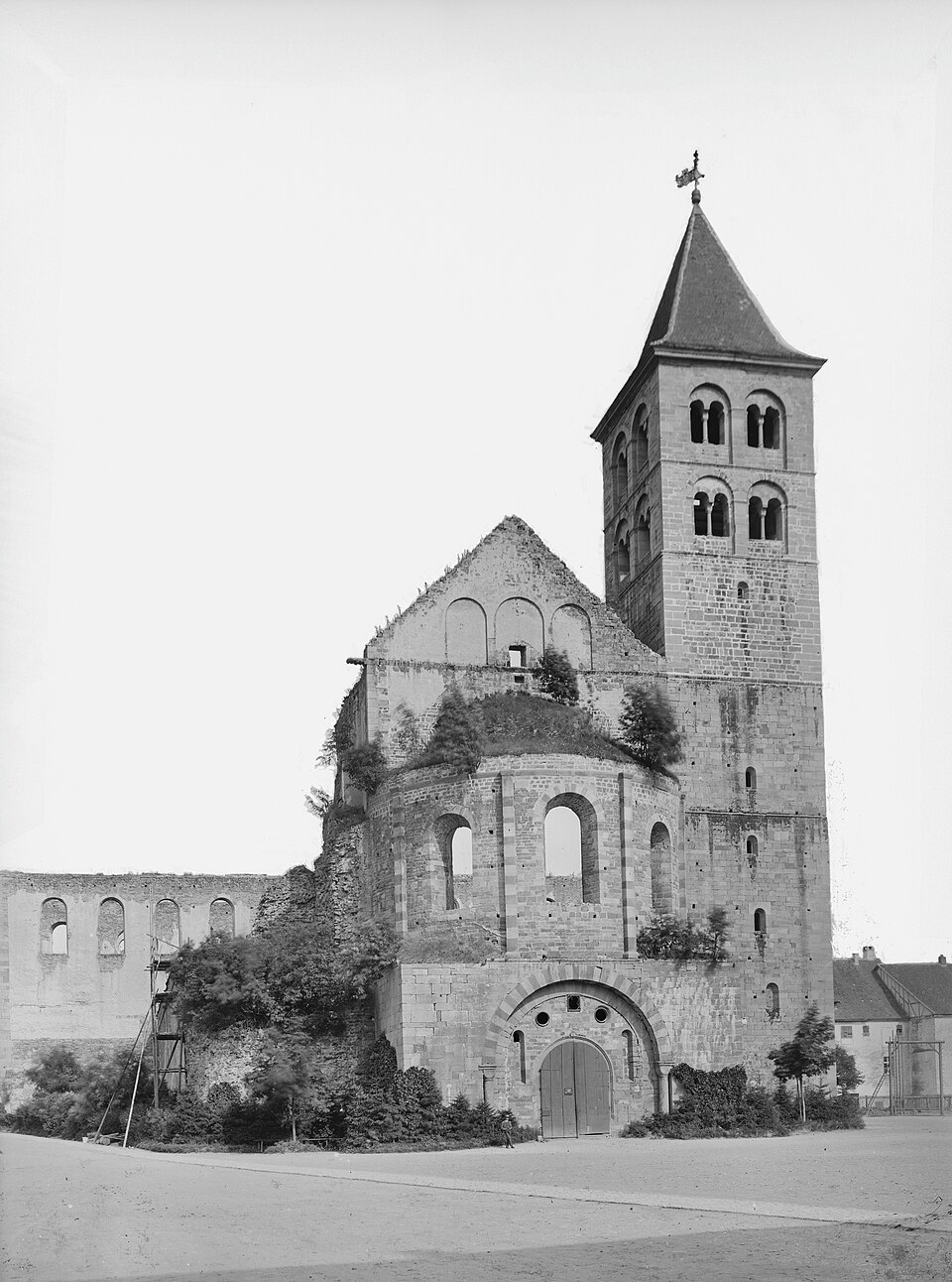 Historische Aufnahme der Stiftsruine Bad Hersfeld von Ludwig Bickell